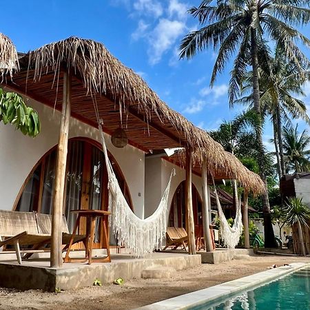 Rumah Canaria Bungalow Gili Trawangan Exterior foto