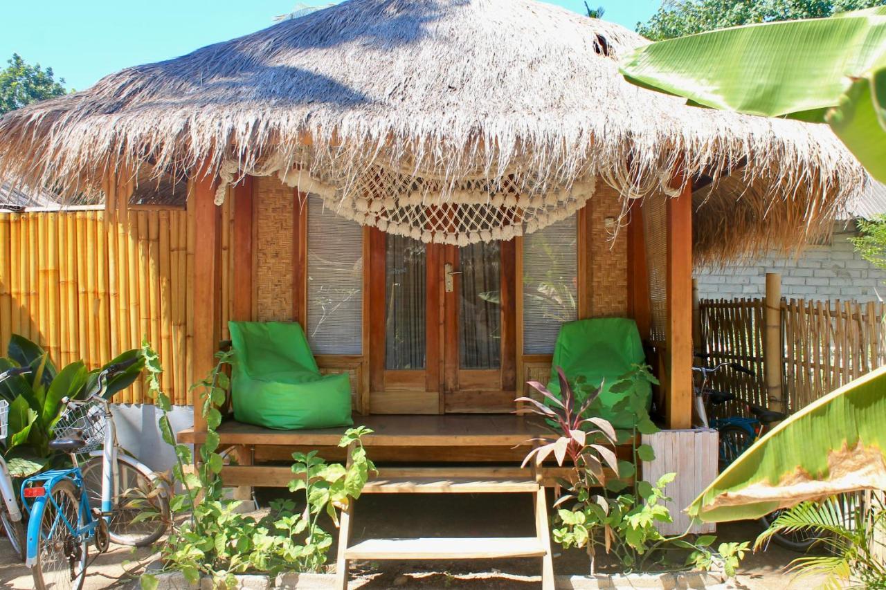 Rumah Canaria Bungalow Gili Trawangan Exterior foto
