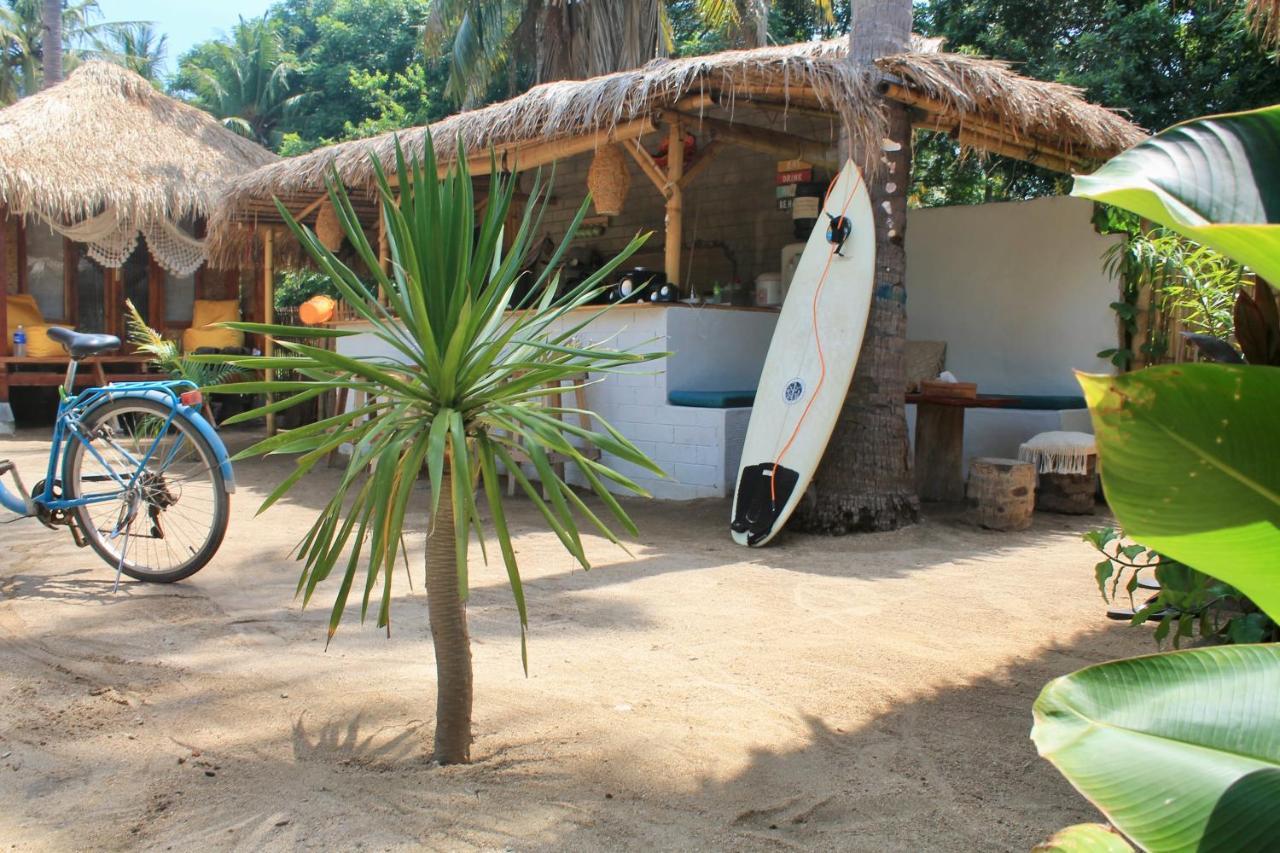 Rumah Canaria Bungalow Gili Trawangan Exterior foto