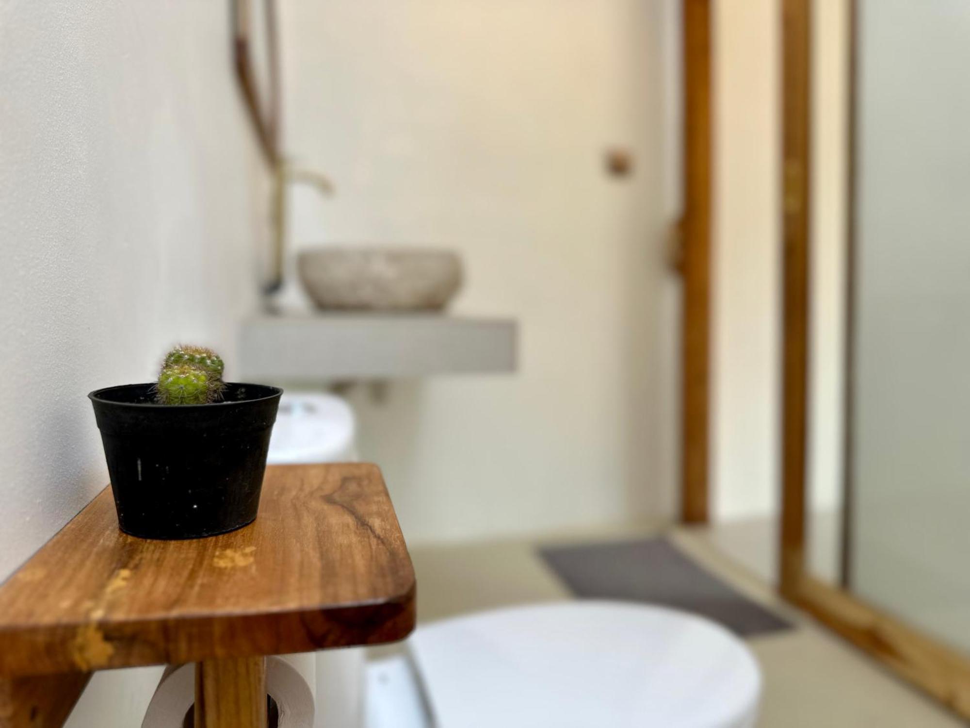 Rumah Canaria Bungalow Gili Trawangan Exterior foto