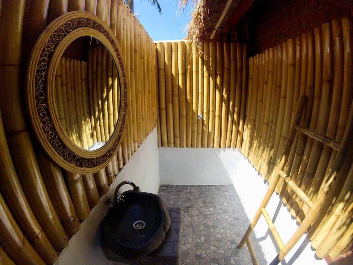 Rumah Canaria Bungalow Gili Trawangan Exterior foto