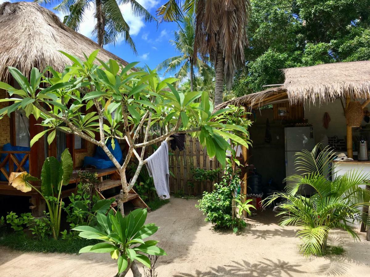 Rumah Canaria Bungalow Gili Trawangan Exterior foto